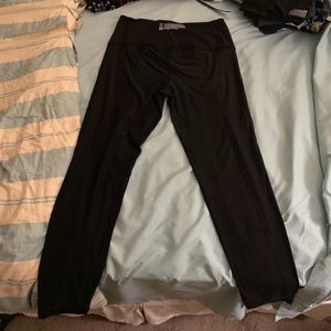 Victoria’s Secret knockout tight legging